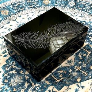 Max Studio Large Black Silver Sparkle Feather Feminine Jewelry Box Organizer